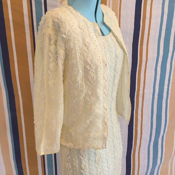 Amazing True Vintage Pale Yellow Beaded Dress Set - Picture 4 of 8